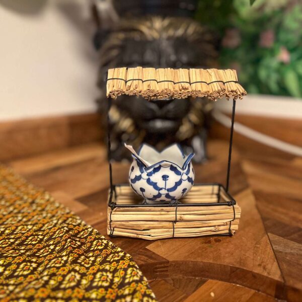 BANN THAI - RESTAURANG - HÖGBSY