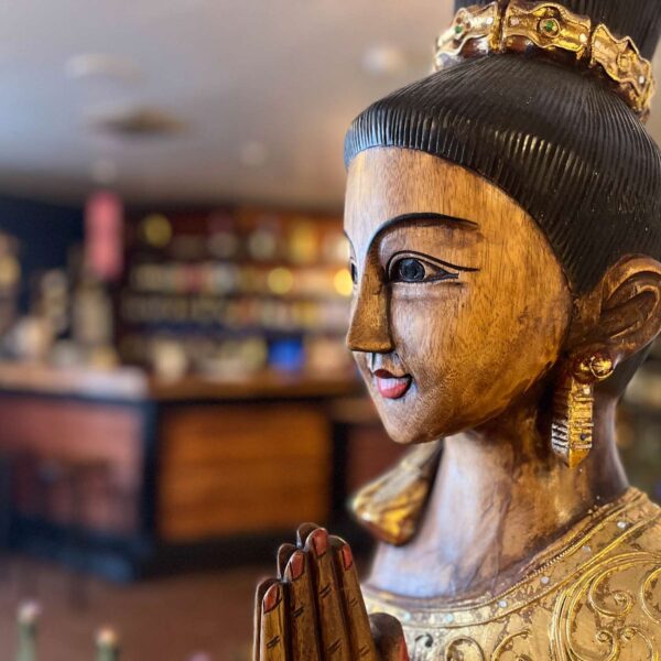 BANN THAI - RESTAURANG - HÖGBSY